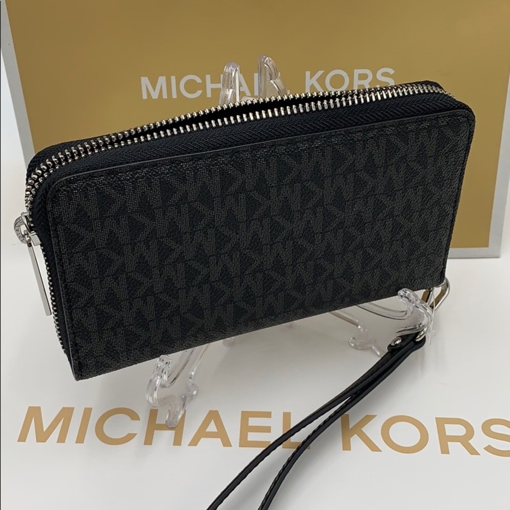 Michael Kors Jet Set Travel Phone Wallet Wristlet Black signature - Picture 14 of 16